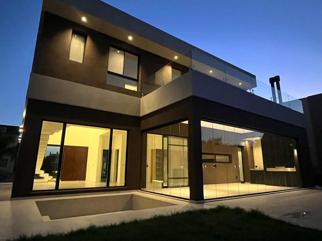 Casa a estrenar - Greenville Polo & Resort