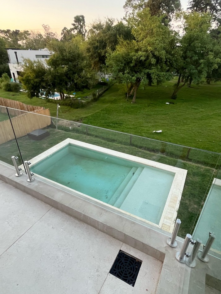 Casa a estrenar - Greenville Polo & Resort