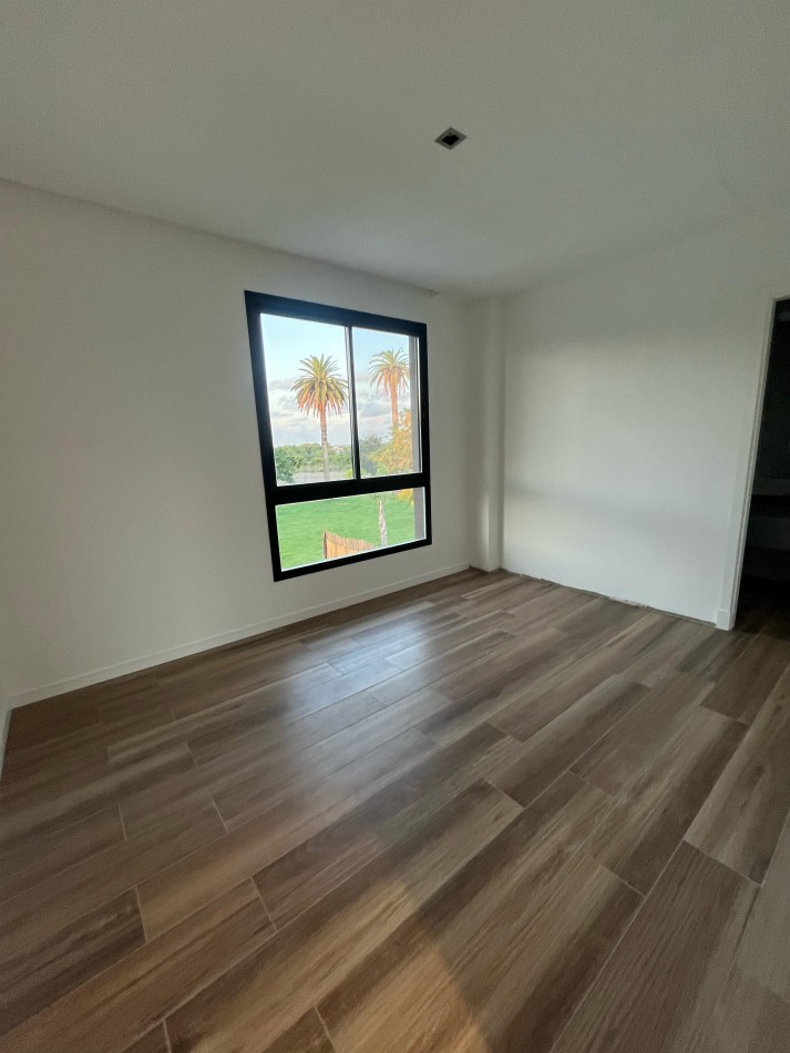 Casa a estrenar - Greenville Polo & Resort