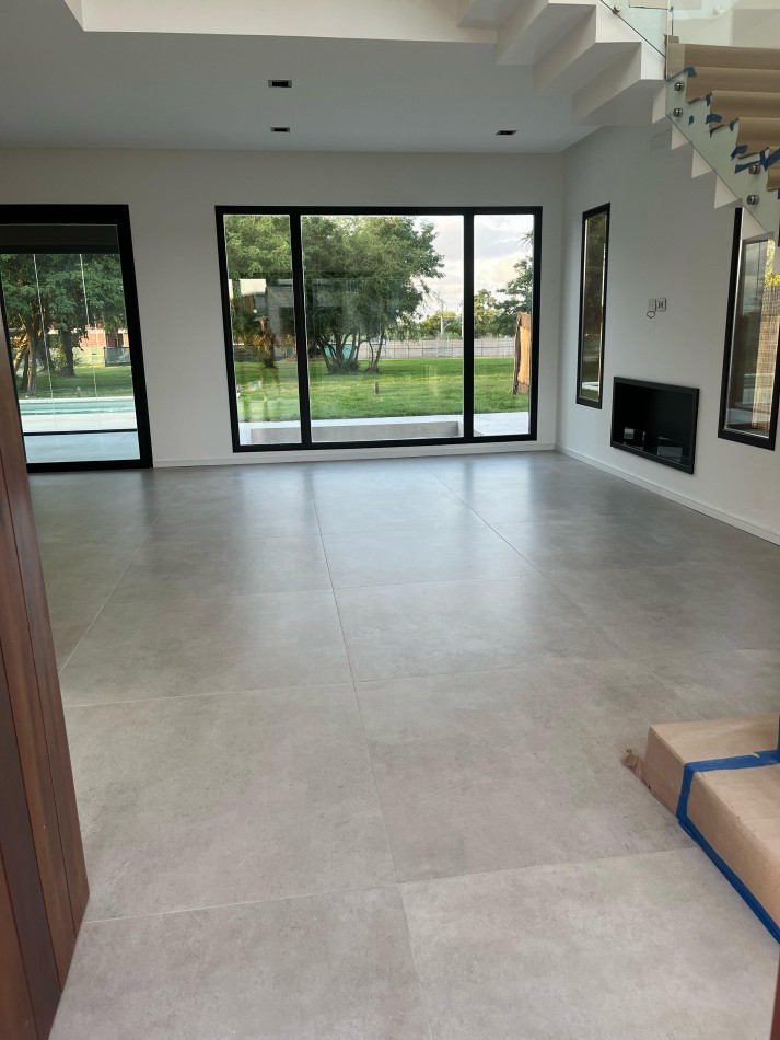 Casa a estrenar - Greenville Polo & Resort