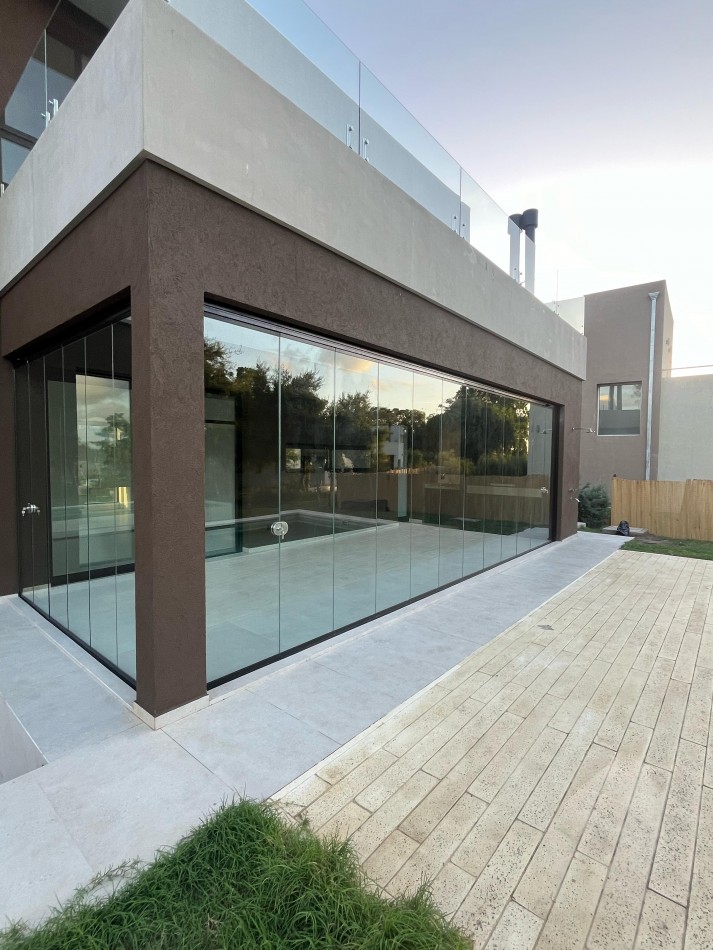 Casa a estrenar - Greenville Polo & Resort