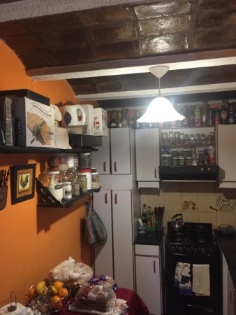 Ph tipo casa con cochera apto credito, Ubicado en Garona 1400, Lomas de Zamora