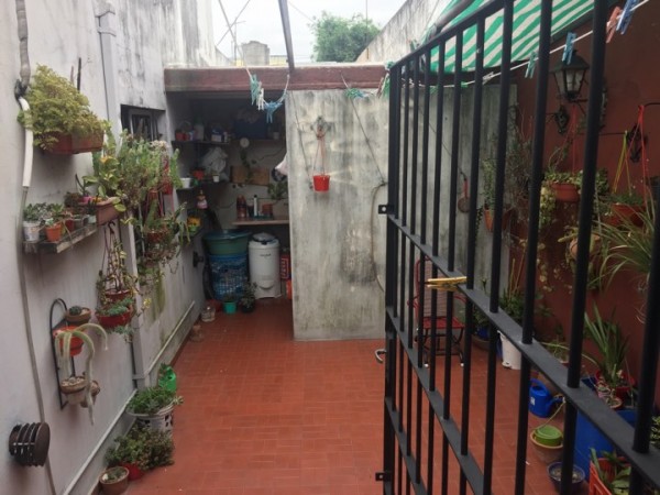 Ph tipo casa con cochera apto credito, Ubicado en Garona 1400, Lomas de Zamora