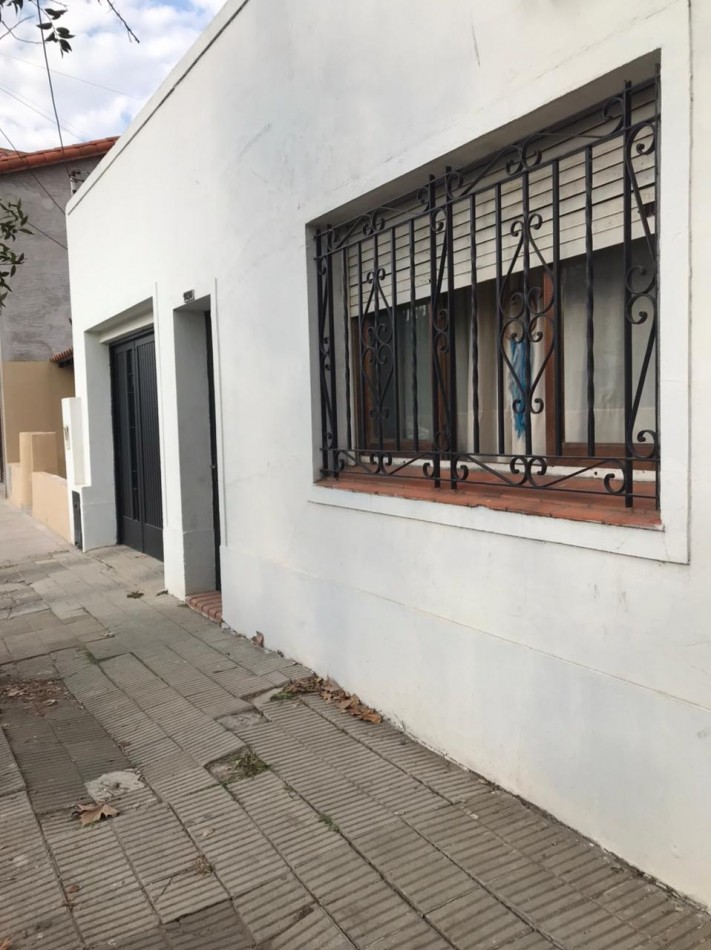Casa grande, 4 amb ubicada en 25 de Mayo 900, Temperley