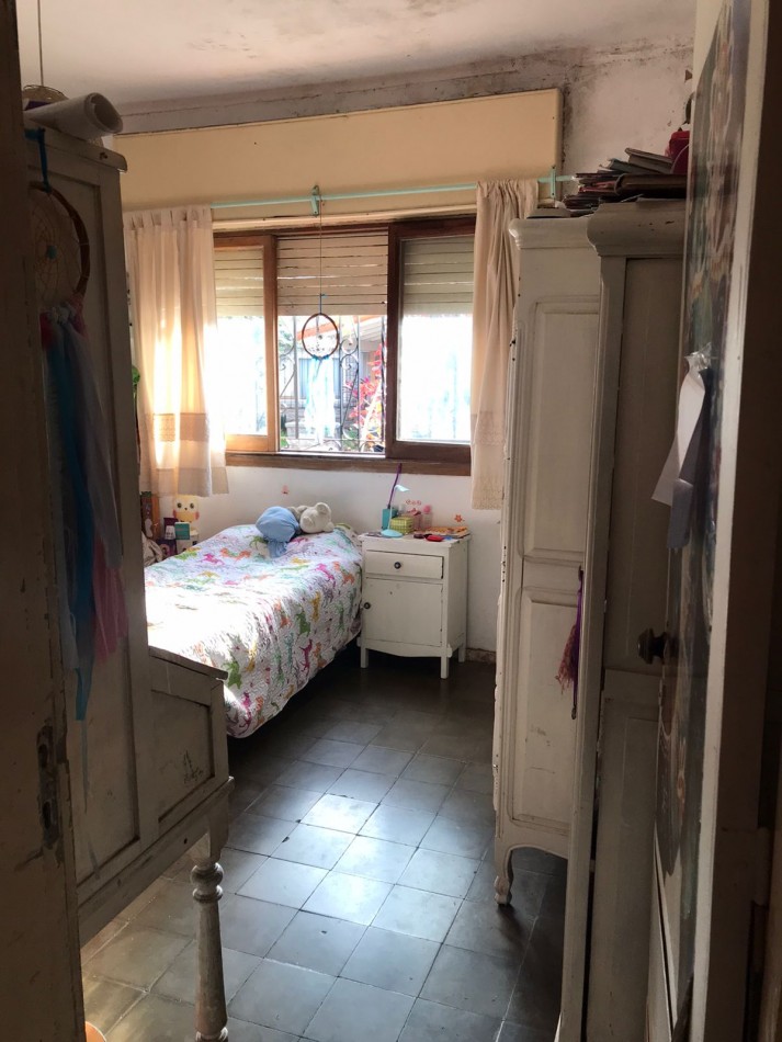 Casa grande, 4 amb ubicada en 25 de Mayo 900, Temperley