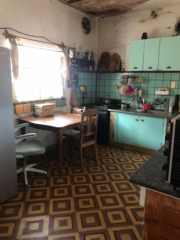 Casa grande, 4 amb ubicada en 25 de Mayo 900, Temperley