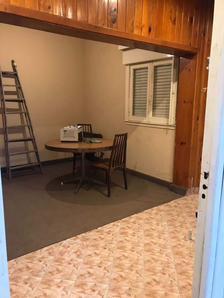 PH t/casa 3 amb al frente APTO CREDITO con patio y garage, ubicada en Jacinto Rosso 452 Lomas de Zamora