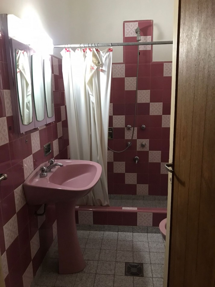 PH t/casa 3 amb al frente APTO CREDITO con patio y garage, ubicada en Jacinto Rosso 452 Lomas de Zamora