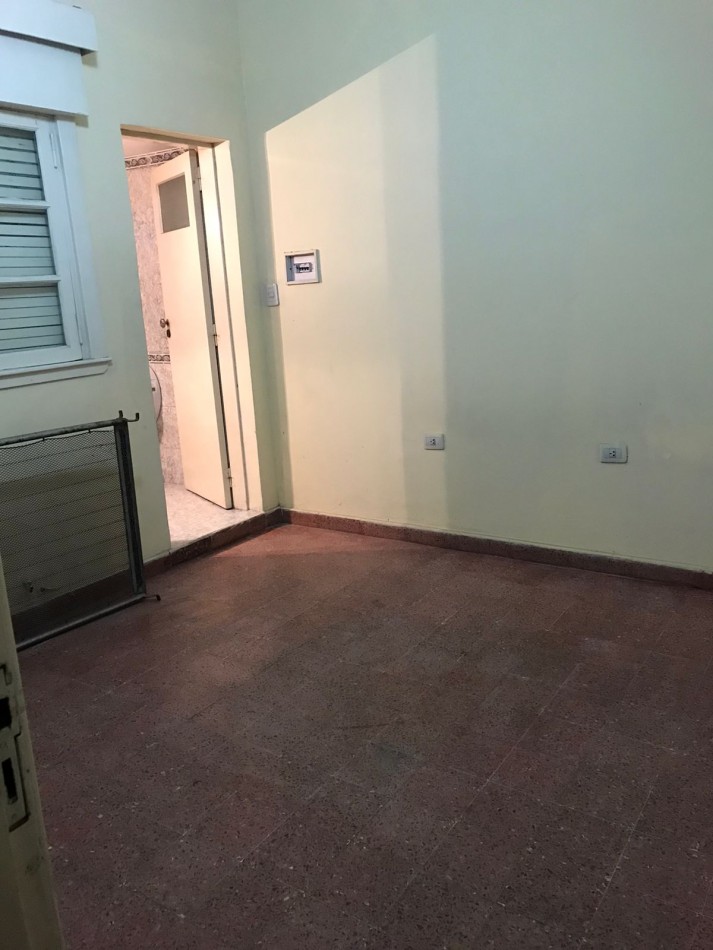 PH 3 amb APTO CREDITO con patio y parrilla, ubicada en Jacinto Rosso 452 Lomas de Zamora