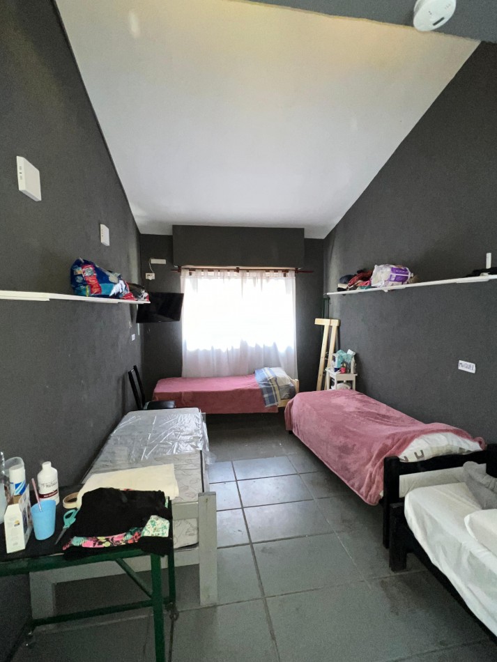 Importante casa 6 amb, ubicada en Piedra Buena 28, Remedios de Escalada, Lanus