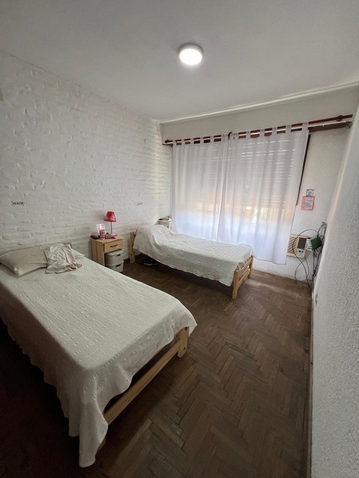 Importante casa 6 amb, ubicada en Piedra Buena 28, Remedios de Escalada, Lanus