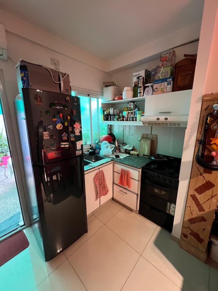 Impecable dpto 2 amb APTO CREDITO con patio y cochera, ubicado en Ayacucho 245 Lomas de Zamora