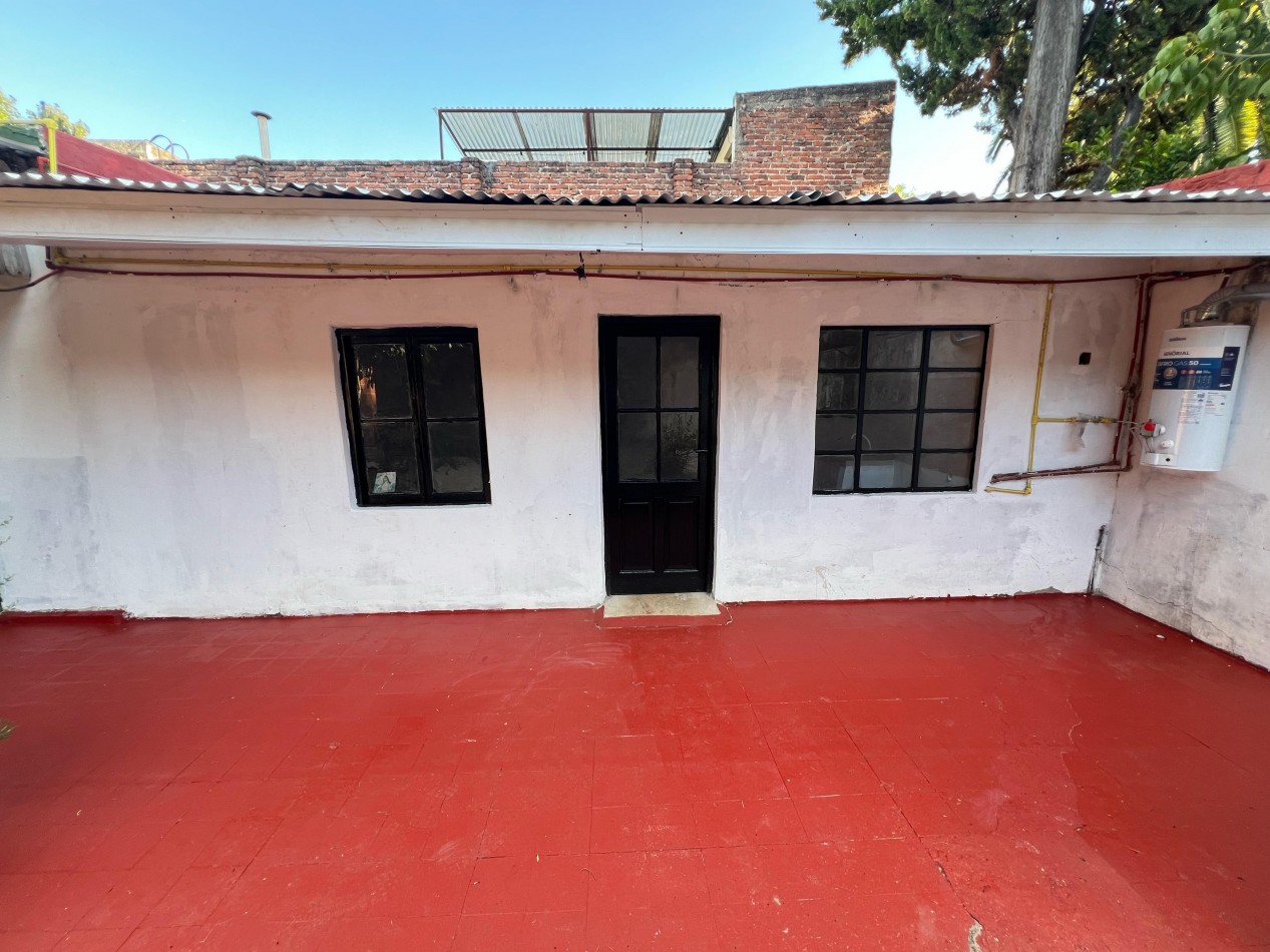 Dpto ph dos ambientes. Excelente ubicacion: Viamonte 242, Lomas de Zamora
