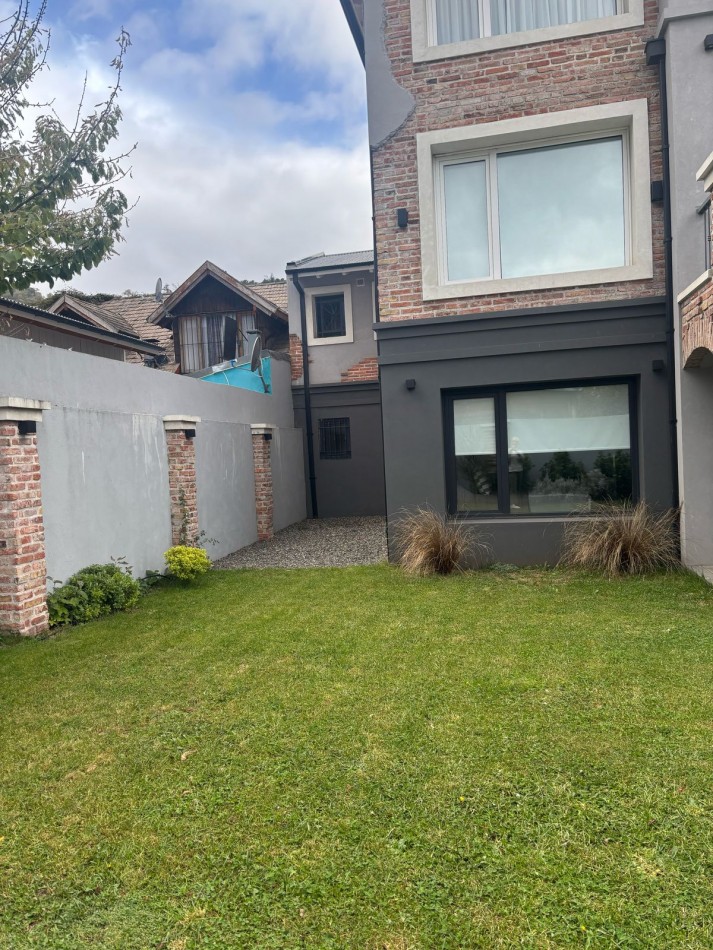 Destacado y delicado departamento en venta en el Centro de San Martin de los Andes, Neuquen