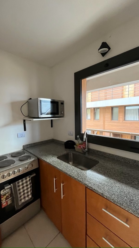 Departamento amoblado dos ambientes 1er piso