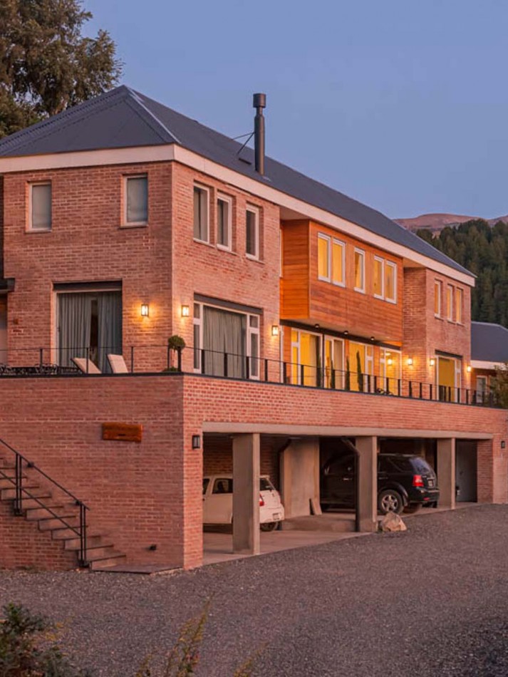 Exclusivo departamento amoblado con vista a la montaña