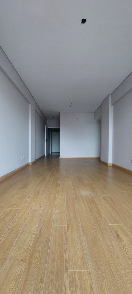 Venta departamento 4 ambientes con cochera en Caballito