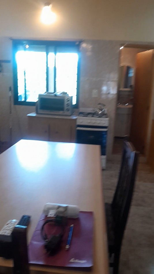 DEPTO EN PRIMER PISO C/ AMPLIO GARAGE