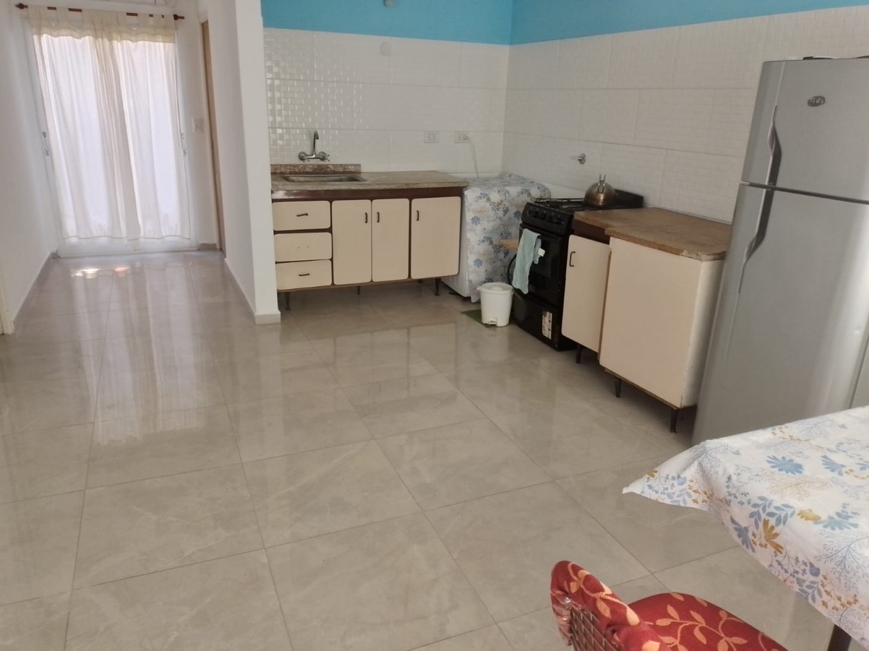VENTA EN BLOCK 2 DEPTOS TIPO CASA DE 3 AMBIENTES 