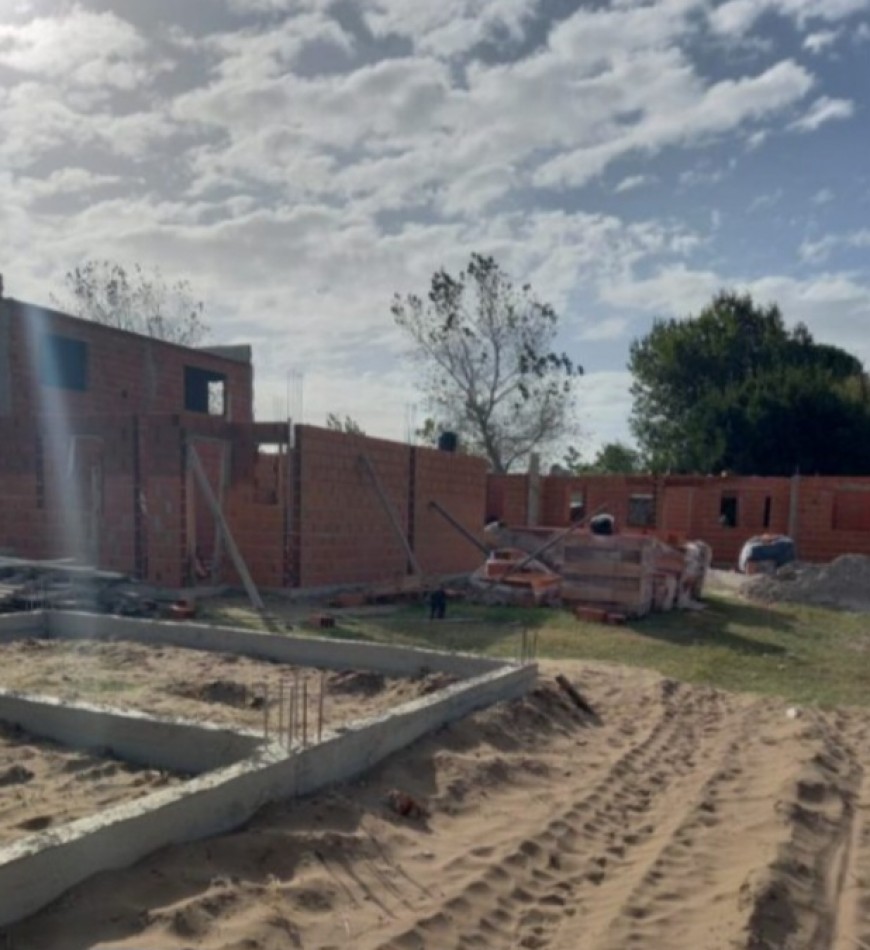 VENTA DE 2 CHALETS EN POZO D 3 AMBIENTES