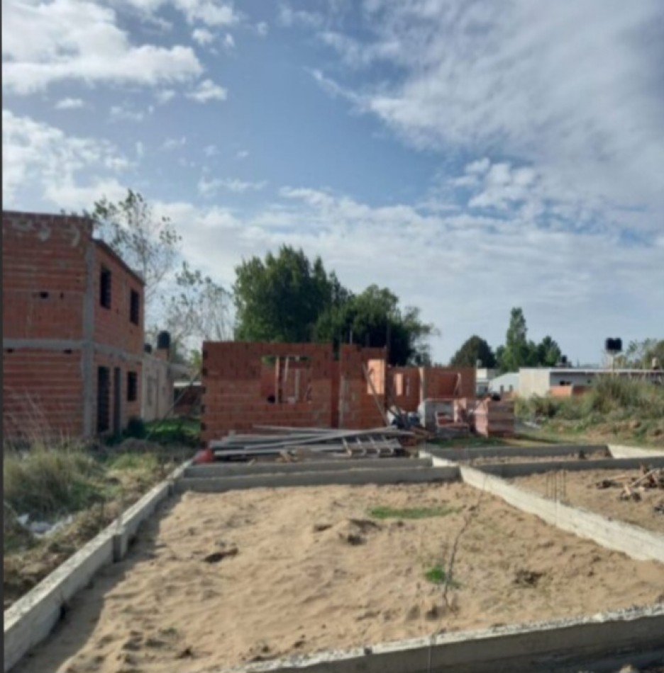 VENTA DE 2 CHALETS EN POZO D 3 AMBIENTES