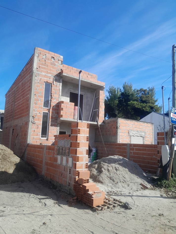 VENTA DE 3 DUPLEX EN DESARROLLO EN CALLE 6 E/ 77 Y 78 Mar del Tuyu.