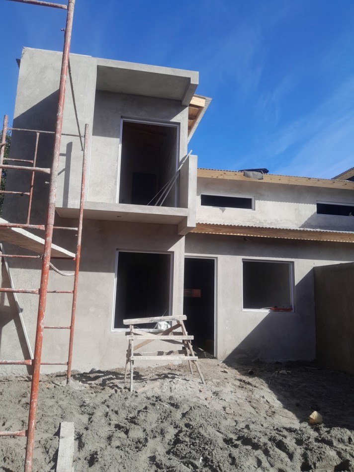 VENTA DE 3 DUPLEX EN DESARROLLO EN CALLE 6 E/ 77 Y 78 Mar del Tuyu.