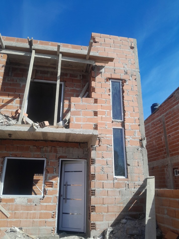VENTA DE 3 DUPLEX EN DESARROLLO EN CALLE 6 E/ 77 Y 78 Mar del Tuyu.