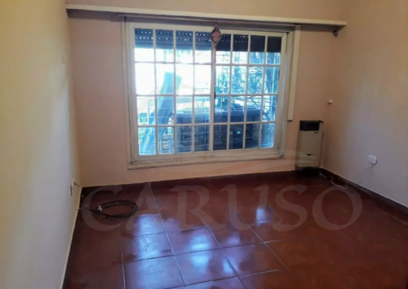 Casa + 2 departamentos - QUILMES.- NUEVO VALOR $$$