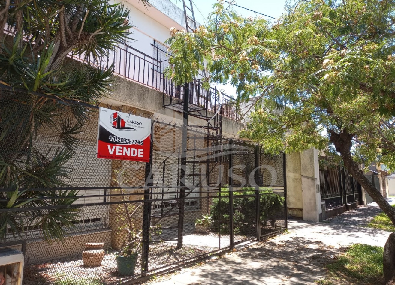 Casa + 2 departamentos - QUILMES.- NUEVO VALOR $$$
