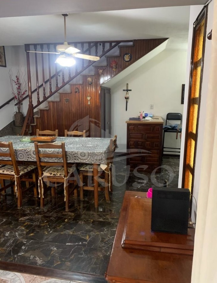 Casa + Depto, Quilmes Oeste - PERMUTA