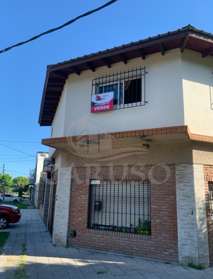 Casa + Depto, Quilmes Oeste - PERMUTA