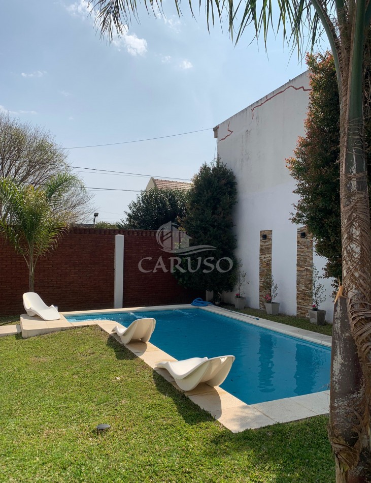 Duplex con Terreno Lindero - Quilmes Oeste