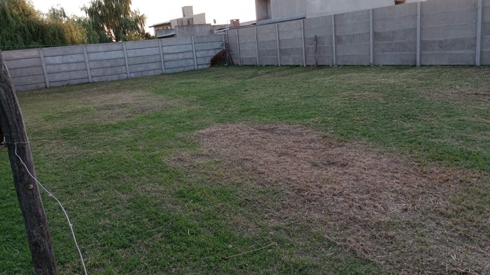 Lote 12 x 25 - Las FLores