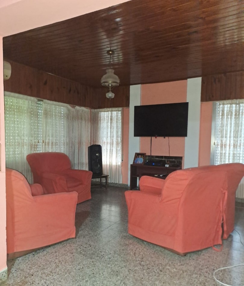 Granja Avicola con Casa - Pedernales