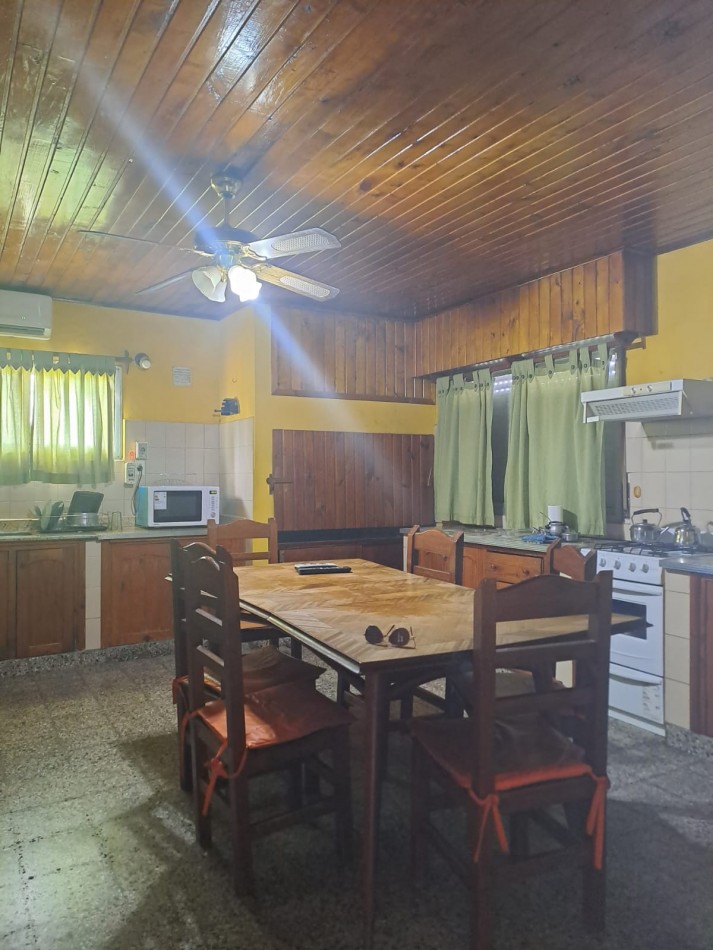 Granja Avicola con Casa - Pedernales