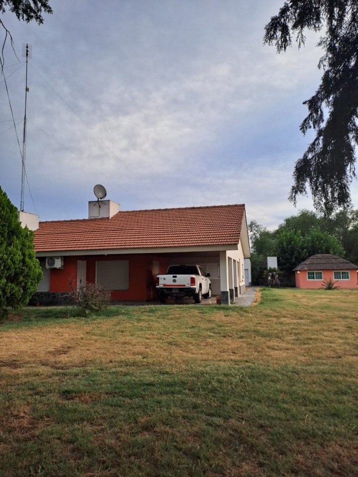 Granja Avicola con Casa - Pedernales
