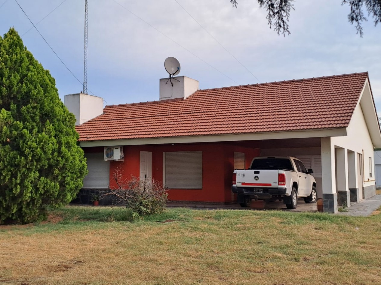 Granja Avicola con Casa - Pedernales