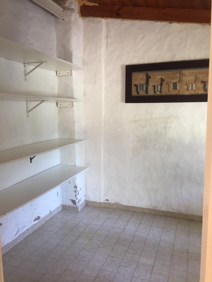 Casa con quincho y pileta - La Plata
