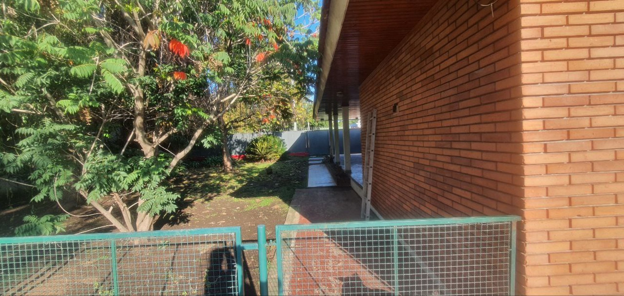 propiedad de categoria MUCHO PARQUE