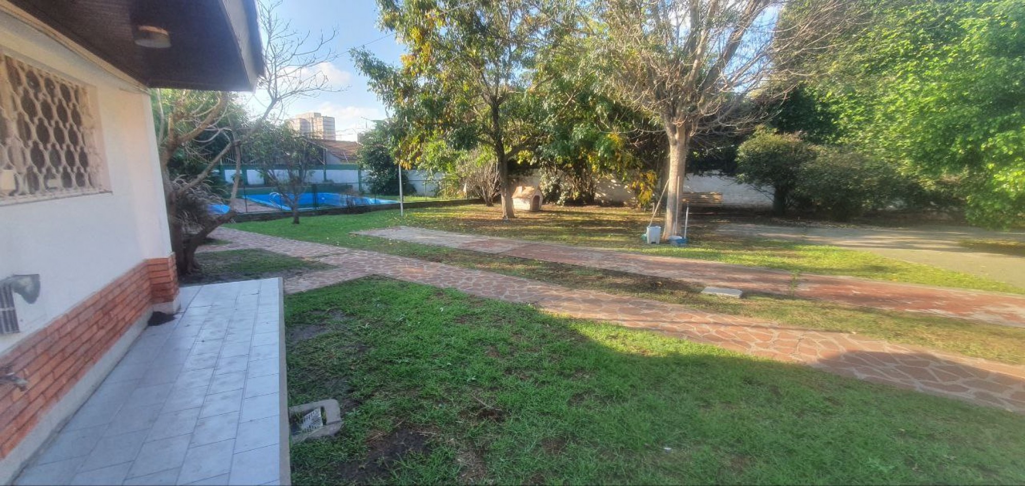propiedad de categoria MUCHO PARQUE