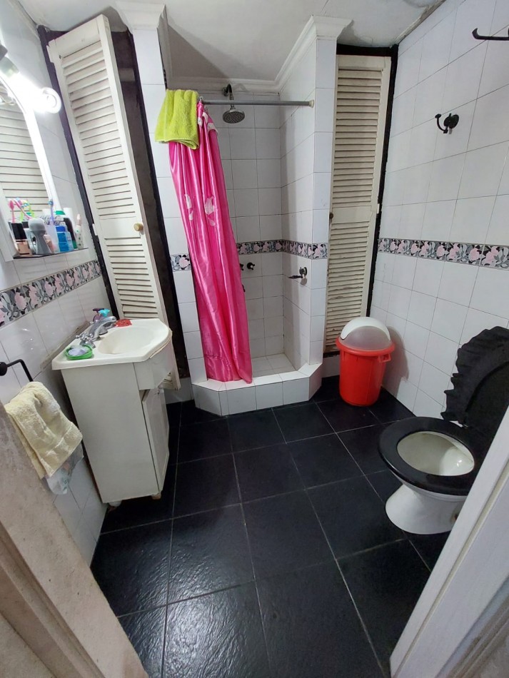 VENTA CASA 6 AMBIENTES
