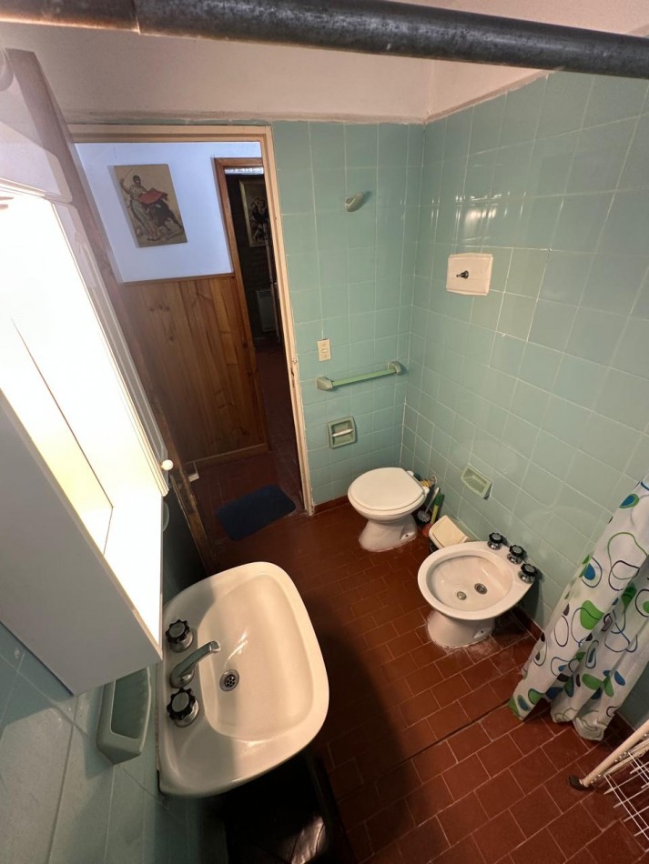   CASA CHALET  EN VENTA EN ZONA CENTRO VILLA GESELL