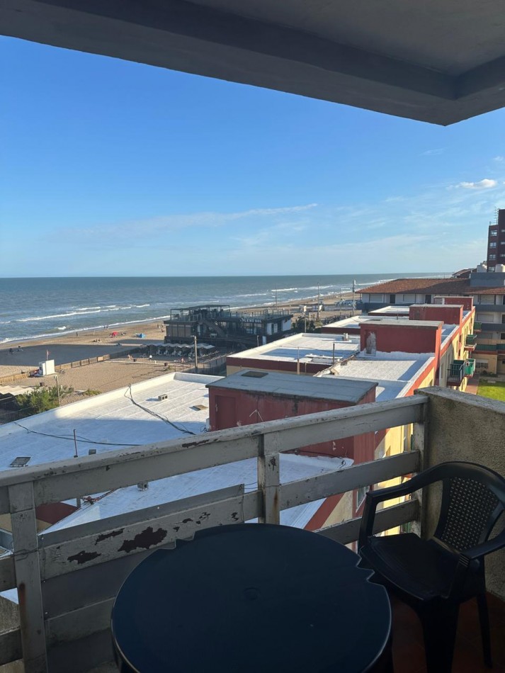 DEPARTAMENTO 3 AMBIENTES CON VISTA AL MAR ZONA CENTRO