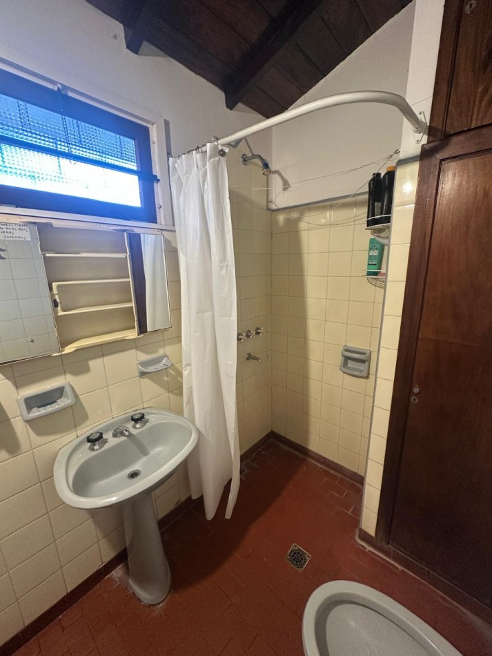 CASA 3 AMBIENTES AMPLIOS EN VILLA GESELL 