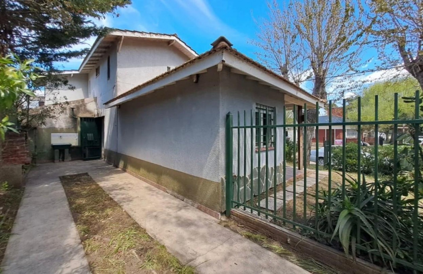 CASA 3 AMBIENTES AMPLIOS EN VILLA GESELL 