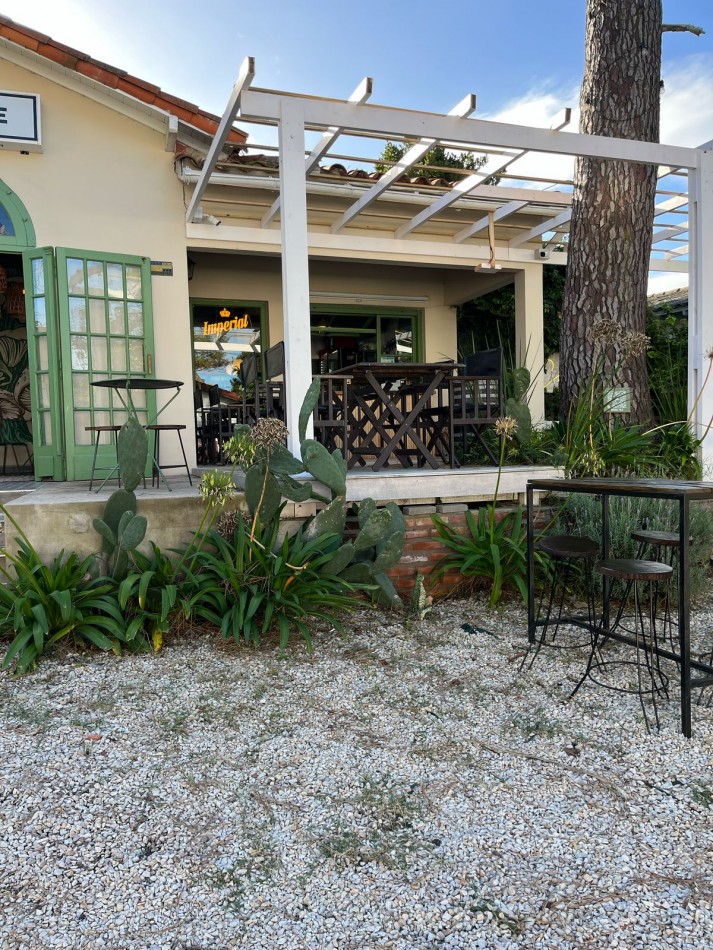 FONDO DE COMERCIO  EN VENTA CAFETERIA FUCIONANDO VILLA GESELL