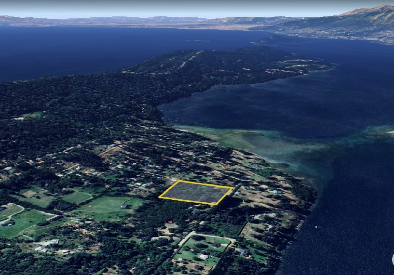 Fraccion 13.000m2 - Peninsula de San Pedro