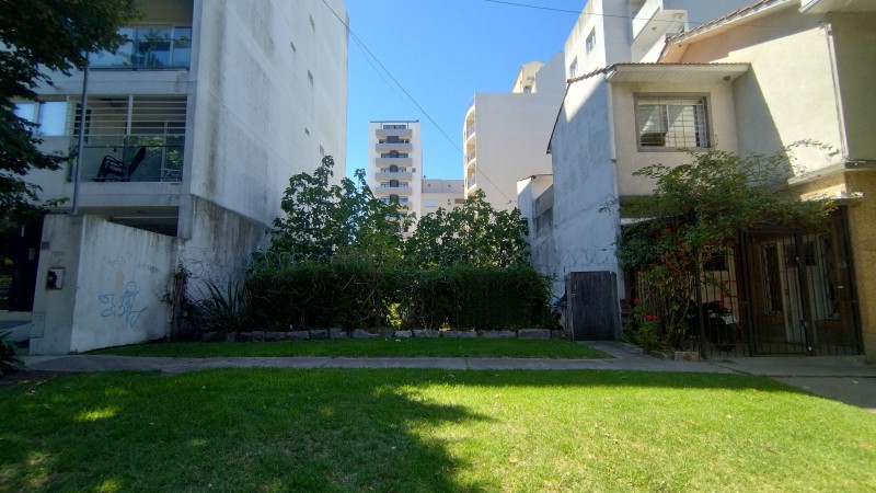 OPORTUNIDAD TERRENO BARRIO SAN CARLOS 