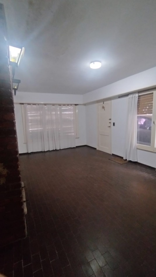 CASA EN VENTA A 100 METROS DEL MAR 